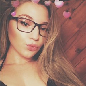 Meet your Posher, Keara